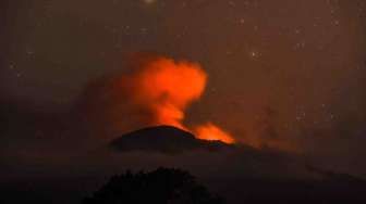 Masyarakat Bondowoso Mulai Terganggu Oleh Abu Gunung Raung