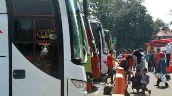 Bus Jurusan Pangandaran dan Sukabumi Paling Sibuk