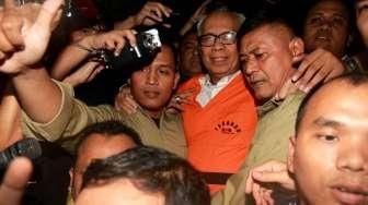 O.C Kaligis Menolak Diperiksa KPK, Johan Budi: Rugi Sendiri Dia