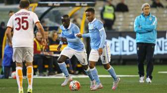 Lakoni Debut, Sterling Cetak Gol Perdana di Manchester City