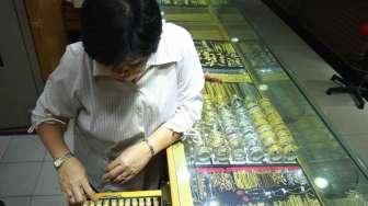 Harga Emas Hari Ini Turun, Hari Ini Rp 950.000 Per Gram, Buyback Rp 845.000 Per Gram