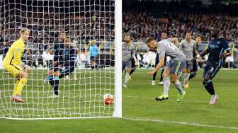 Pakai Jersey Baru, Madrid Hantam City