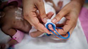 Merawat Bayi Prematur Seperti Anak Zaskia Gotik dan 4 Berita Kesehatan Lain