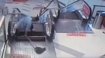 VIDEO: Mengerikan, Eskalator di Cina Kembali 'Telan' Korban