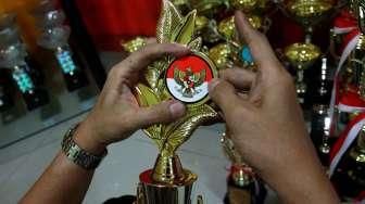 Penjualan Piala Meningkat