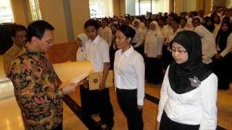 Ahok Ingin PNS DKI yang Malas Update Data Diri Segera Dipecat