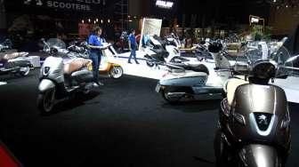 Wakil Presiden Jusuf Kalla membuka Indonesia Internasional Motor Show (IIMS) yang digelar di JExpo Kemayoran di Jakarta, Rabu (19/8).[Suara.com/Oke Atmaja]