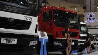 Ragam Truk di GIIAS 2015