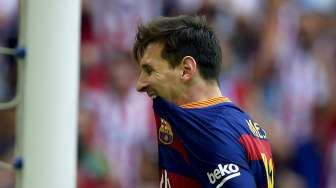 Messi Gagal Penalti, Suarez Menangkan Barca