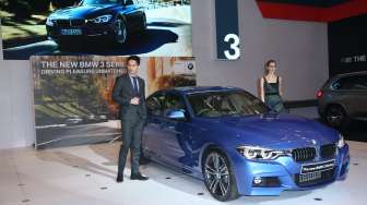 BMW Jual 330 Mobil Mewah di GIIAS 2015