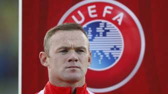 Rooney Setara Sir Bobby Charlton