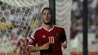 Hazard Bikin Gol, Hazard Tetap Dikritik