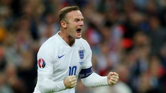 Rooney Diragukan Tampil Lawan PSV Eindhoven
