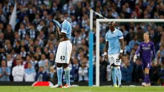 Para pemain Manchester City tampak sedih dan kecewa dalam laga Liga Champions melawan Juventus, Selasa (15/9/2015), di Stadion Etihad. [Reuters/Carl Recine]