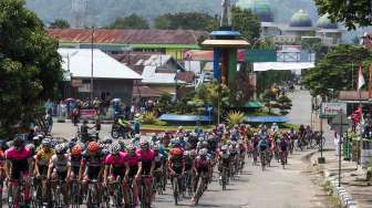 Diselimuti Asap, Tour de Singkarak 2015 Hanya Sisakan 93 Pebalap