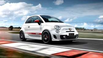 Fiat Resmi Luncurkan Abarth 595 Racing Edition