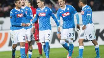 Napoli dan Lazio Menang Besar, Fiorentina Kalah di Kandang