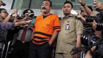 Teken Berkas Barang Sitaan KPK