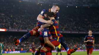 Hattrick Suarez Bungkam Eibar di Camp Nou