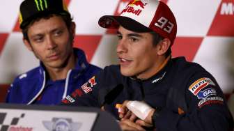 Insiden Rossi VS Marquez, Siapa Bela The Doctor?