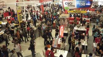 Ramai Cuci Gudang di Indocomtech, Obral Beragam Gadget