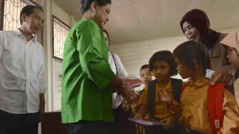 Jokowi Kunjungi Pelajar SD