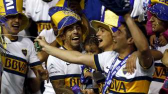 Tevez Inspirasi Sukses Boca Juniors