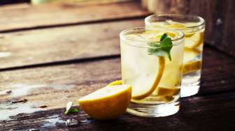 Benarkah Air Lemon Bisa Bantu Turunkan Berat Badan? Ketahui Dulu Faktanya