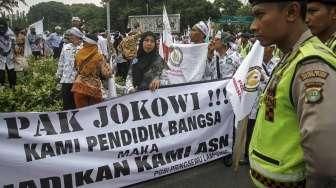 Saat Ini Guru Dipandang Profesi, Bukan Mengabdi