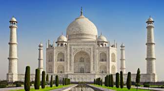 Ketahui 5 Fakta Menarik Taj Mahal, Bangunan Mirip Masjid di India
