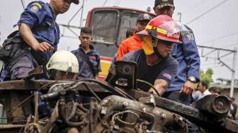 Total Korban Tewas Metromini vs Commuter Line Jadi 18 Orang