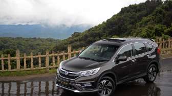 Produk SUV Honda Pimpin Pasar di Kelasnya  Pada November 2015