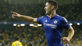 Cahill Pilih Bertahan di Stamford Bridge