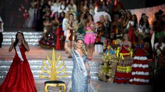 Pada Miss World di Sanya, Cina, Sabtu (19/12/2015) itu, Maria Harfanti menyabet gelar juara ketiga. Juara pertama direbut Miss Spanyol Mireia Lalaguna Royo disusul Miss Rusia Sofia Nikitchuk  di tempat kedua. [Reuters]