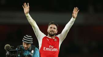 Jebol Gawang Hart, Giroud Genapkan Gol Sebelum Natal