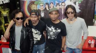 Ultah ke-32, Slank Konser dengan Lima Legenda Hidup