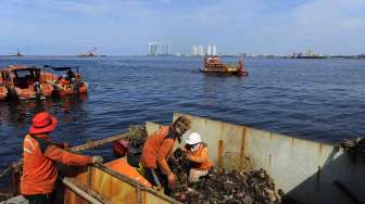 Sampah Teluk Jakarta