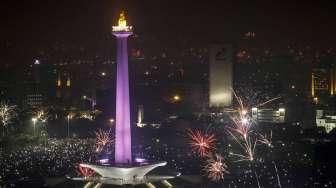 Pesta Kembang Api di Silang Monas