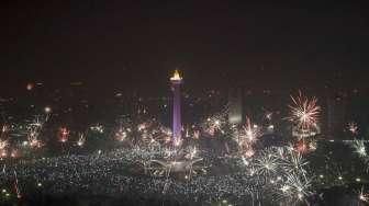 Pesta Kembang Api di Silang Monas