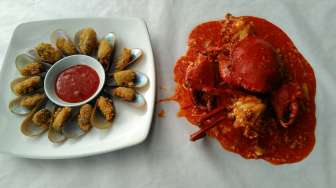 Sensasi Menyesap Kelezatan Kepiting Papua di Cranky Crab