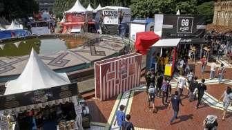 Pameran JakCloth di Parkir Timur Senayan