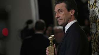 Jon Hamm terpilih menjadi Aktor terbaik untuk kategori film serial televisi lewat film "Mad Men".  (Reuters)