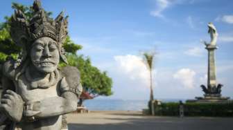 Wisata Bali: Kisah Lumba-lumba dan Nama Pondok Lovina yang Kini Disimpan