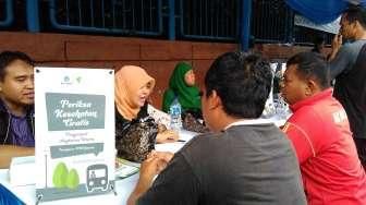 Ratusan Supir di Terminal Blok M Cek Kesehatan Gratis