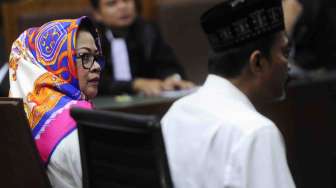 Sidang Perdana Dewi Yasin Limpo