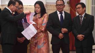 Jokowi Lantik Direksi BPJS