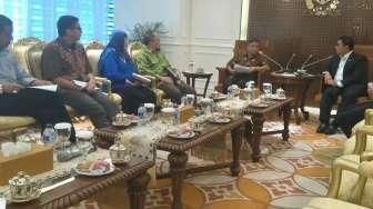 DPR Didatangi Guru Besar Minta Revisi UU KPK Dicabut