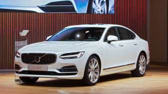 Volvo S90 Raih Penghargaan Desain Mobil Terbaik 2015