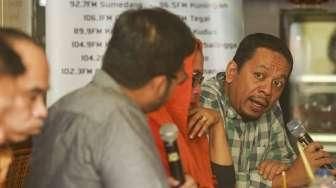 Diskusi bertajuk 'Menteri Ribut Bikin Ribet' yang digelar di Jakarta, Sabtu (5/3/2016), menghadirkan sejumlah pembicara dari berbagai kalangan. [Suara.com/Kurniawan Mas'ud]