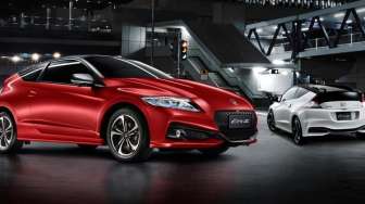 New Honda CR-Z, Sedan Sport Bermesin Hibrida, Punya Wajah Baru